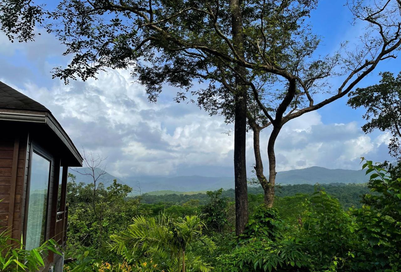 The Postcard Hideaway, Netravali Wildlife Sanctuary, Goa Hotel Vichondrem Exterior photo
