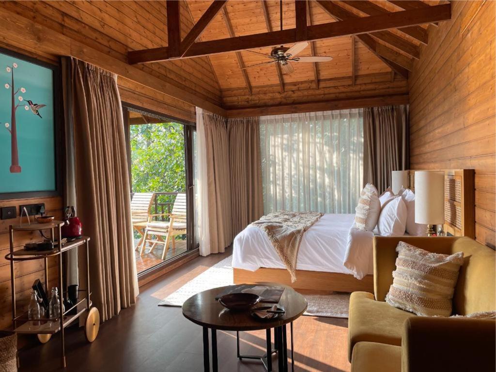 The Postcard Hideaway, Netravali Wildlife Sanctuary, Goa Hotel Vichondrem Exterior photo