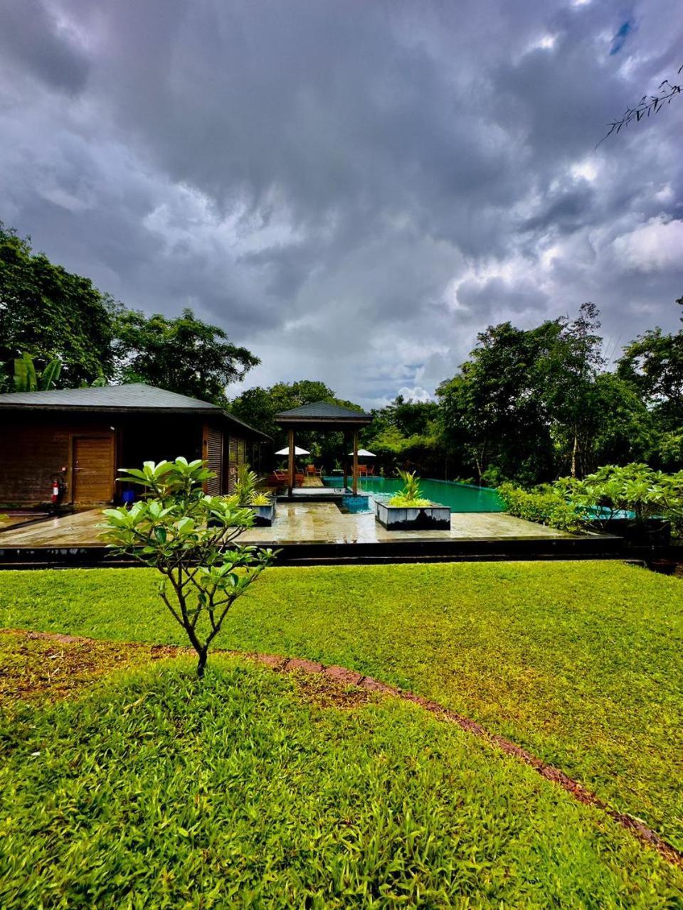 The Postcard Hideaway, Netravali Wildlife Sanctuary, Goa Hotel Vichondrem Exterior photo